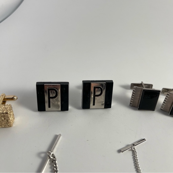 Vintage 26 lot of men’s costume, jewelry cufflinks, tie tacks and buttons - Picture 3 of 16